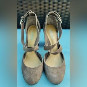 Ralph Lauren suede shoes- chunky heel-size 9